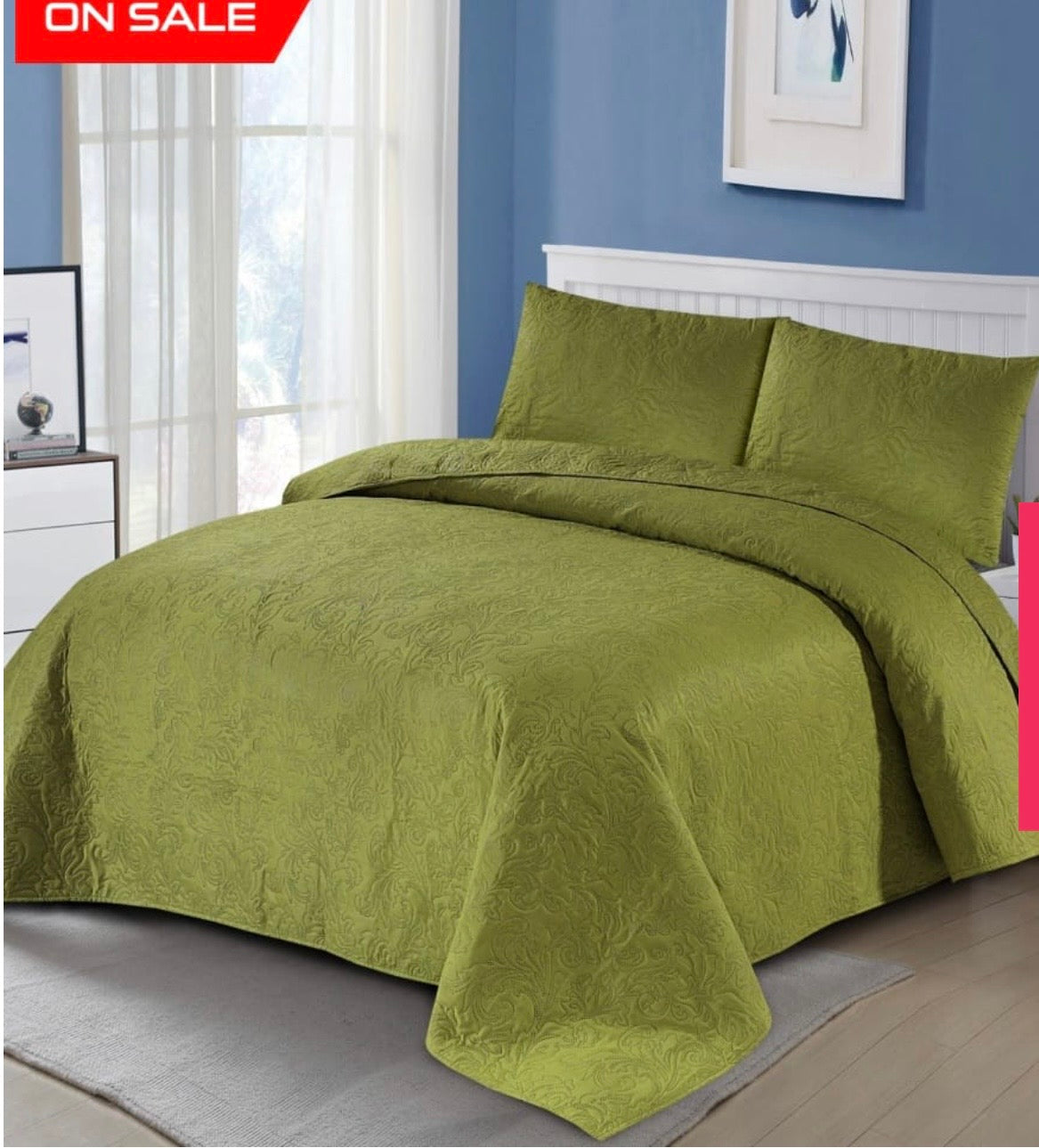 Luxury bed spread set