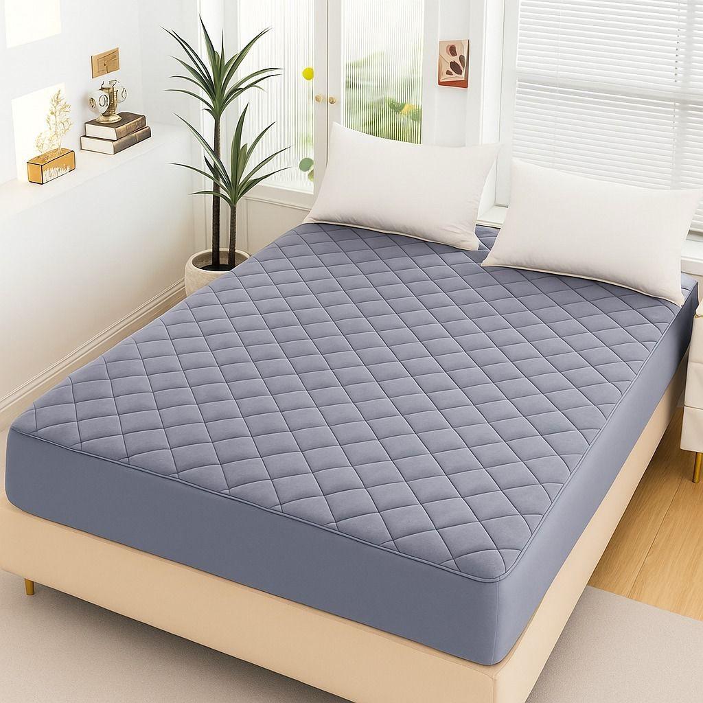 Quilted water proof mattress cover