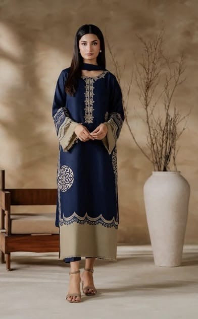 Summer Bloom – Embroidered Lawn