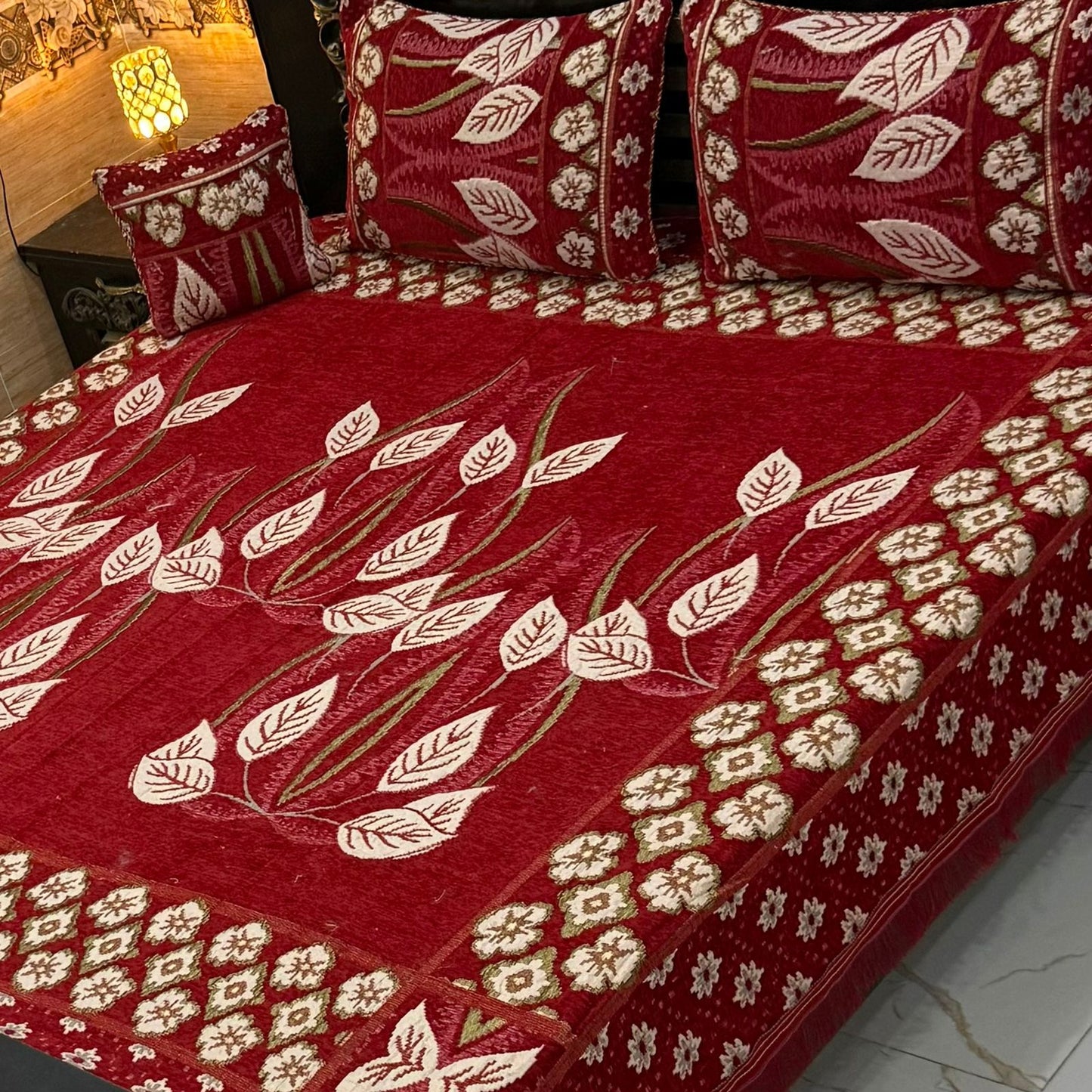 4 pc velvet jacquard bedsheet