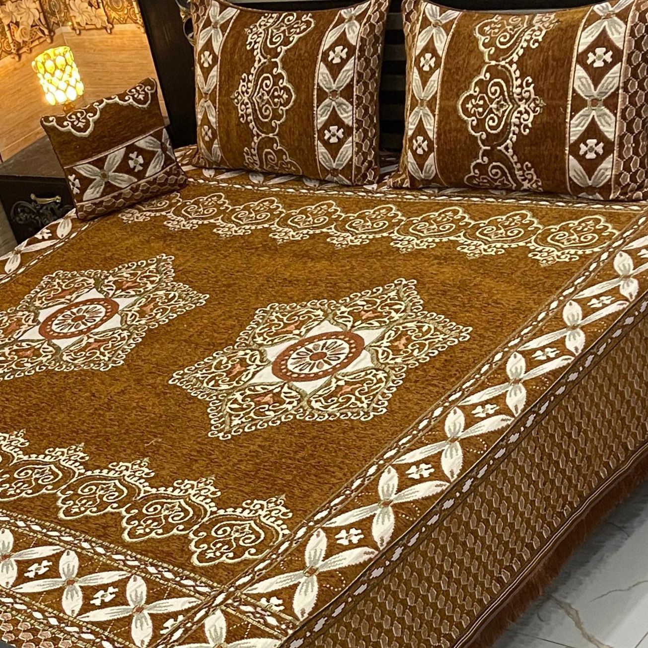 4 pc velvet jacquard bedsheet
