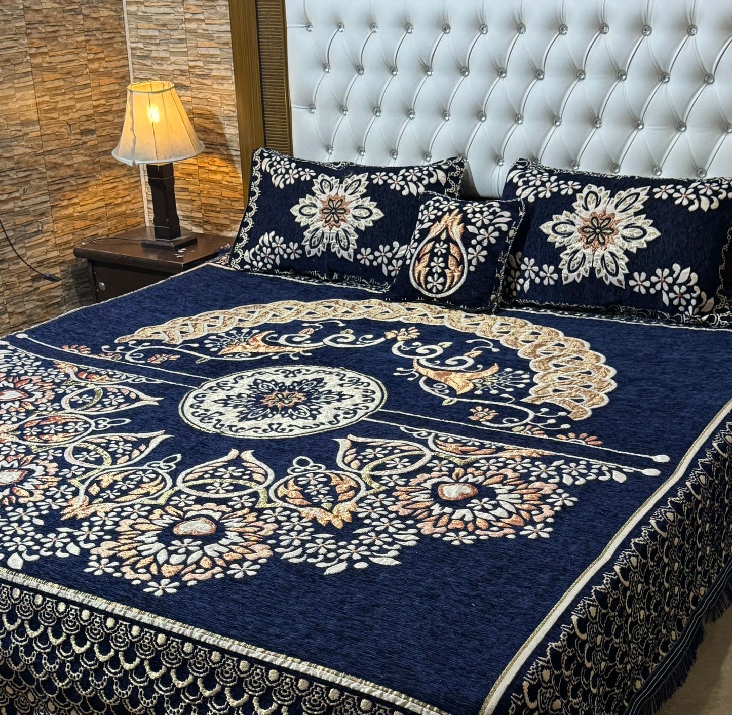 4 piece velvet jacquard bedsheet